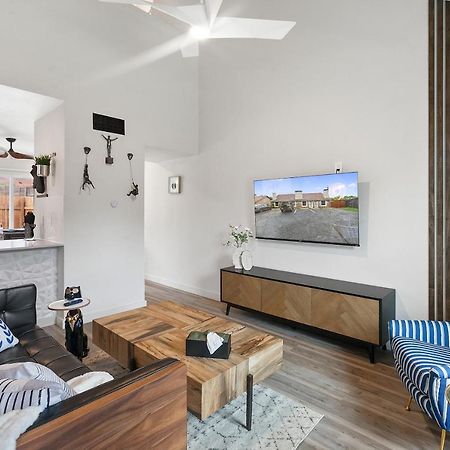 Appartement Contemporary Couples Getaway Near Austin Favorites - Loft 21 Extérieur photo