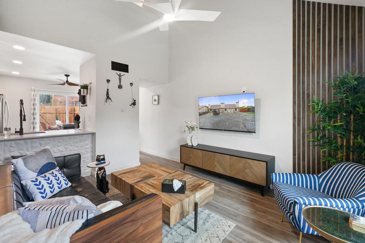 Appartement Contemporary Couples Getaway Near Austin Favorites - Loft 21 Extérieur photo